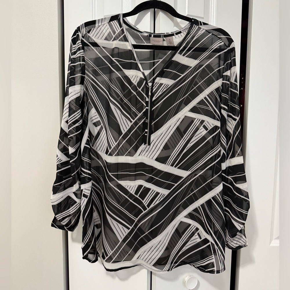 Chico’s Easywear Sheer 3/4 Sleeve Top (Size XL)